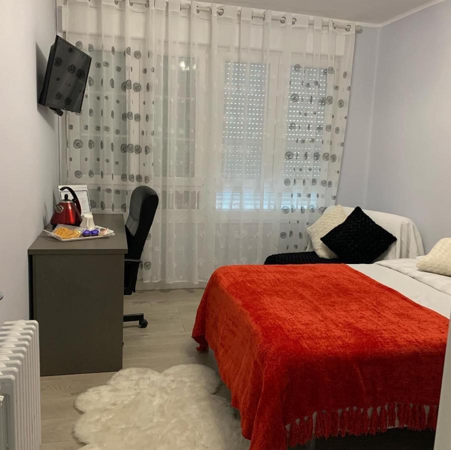 La Rosa Azul Rooms Ponferrada Ngoại thất bức ảnh
