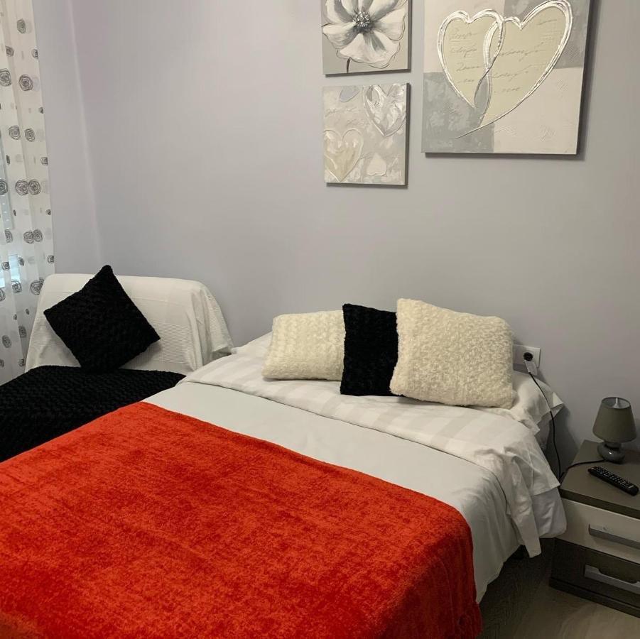 La Rosa Azul Rooms Ponferrada Ngoại thất bức ảnh